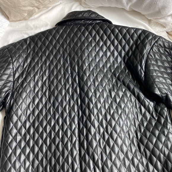 Aritzia Sunday Best Flynn Shirt Jacket - Picture 8 of 8